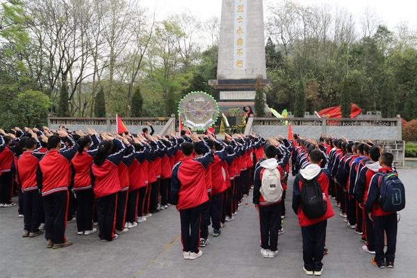 欢乐京津冀 一起过大年:扮靓津城 节日气氛布置多姿多彩
